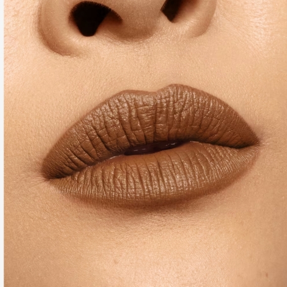 NWT About-face Paint-It Matte Liquid Lipstick in Color Obvilion - Picture 2 of 5